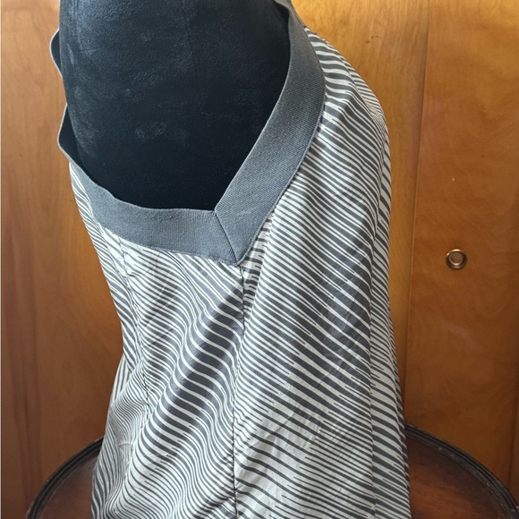 Theory Silk Halter Razorback - Picture 3 of 7